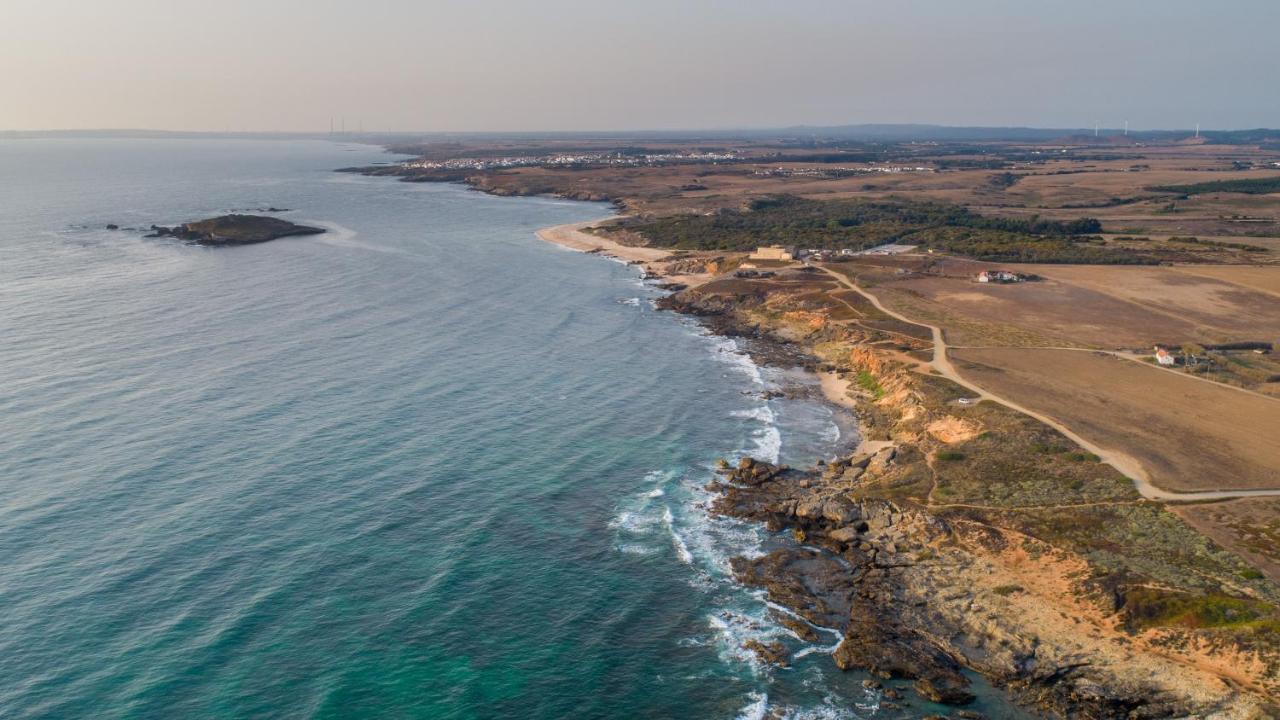 T Monte Villa Porto Covo Eksteriør bilde